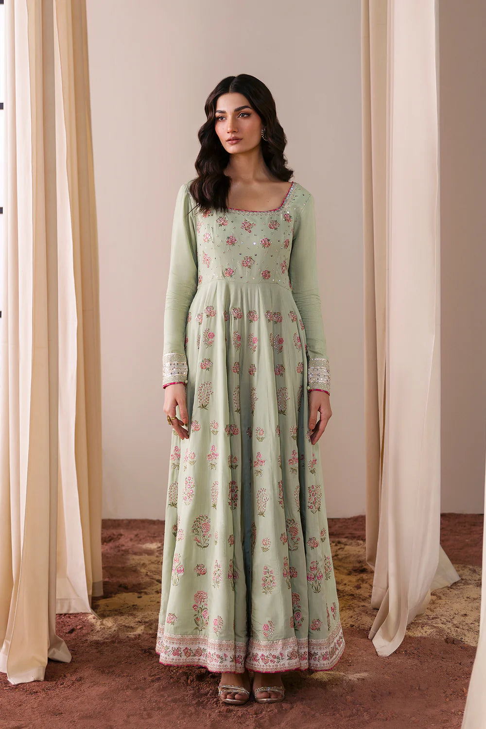 EMBROIDERED PISHWAS