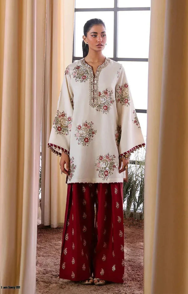 EMBROIDERED SUIT