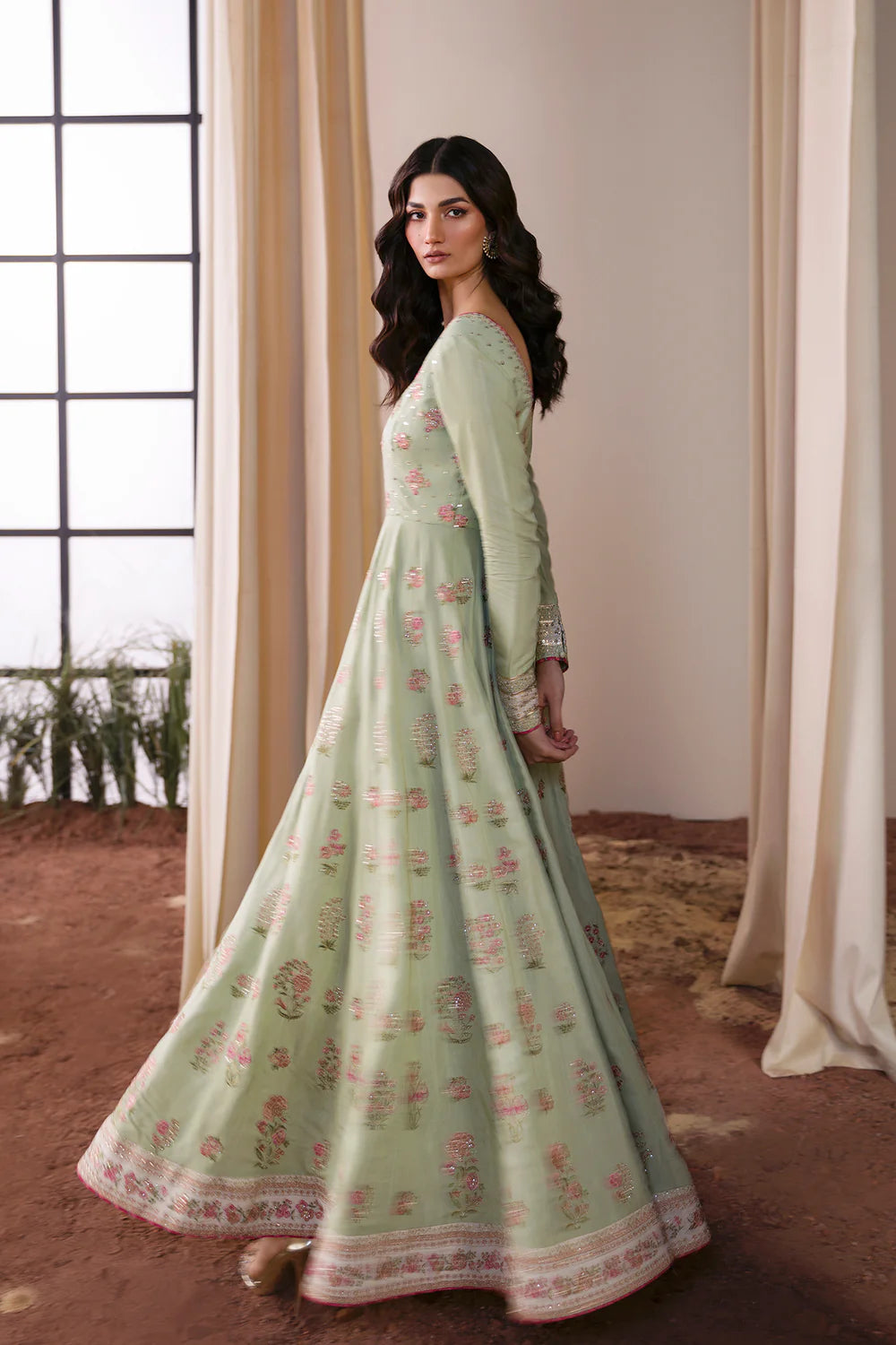 EMBROIDERED PISHWAS