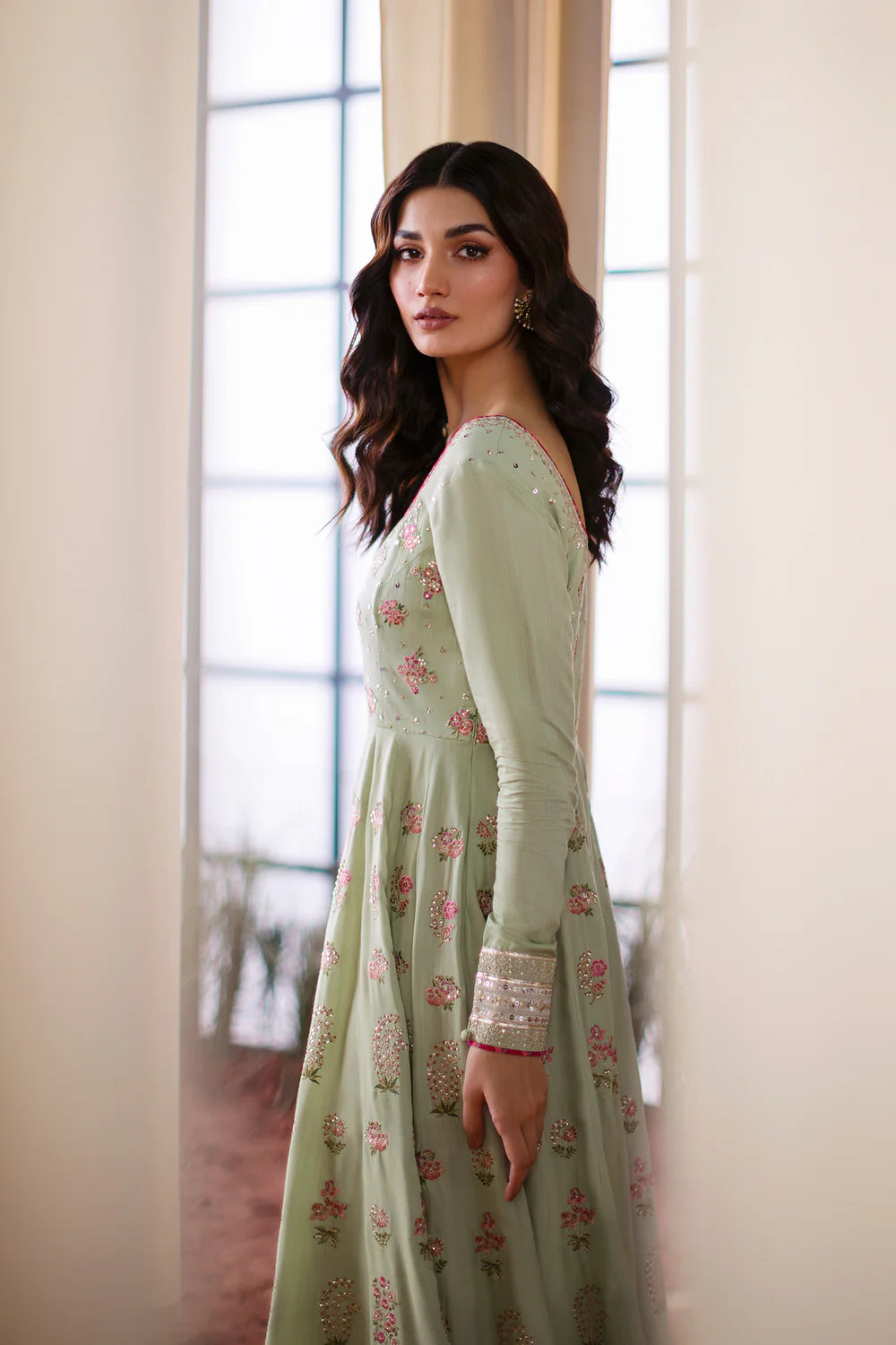 EMBROIDERED PISHWAS
