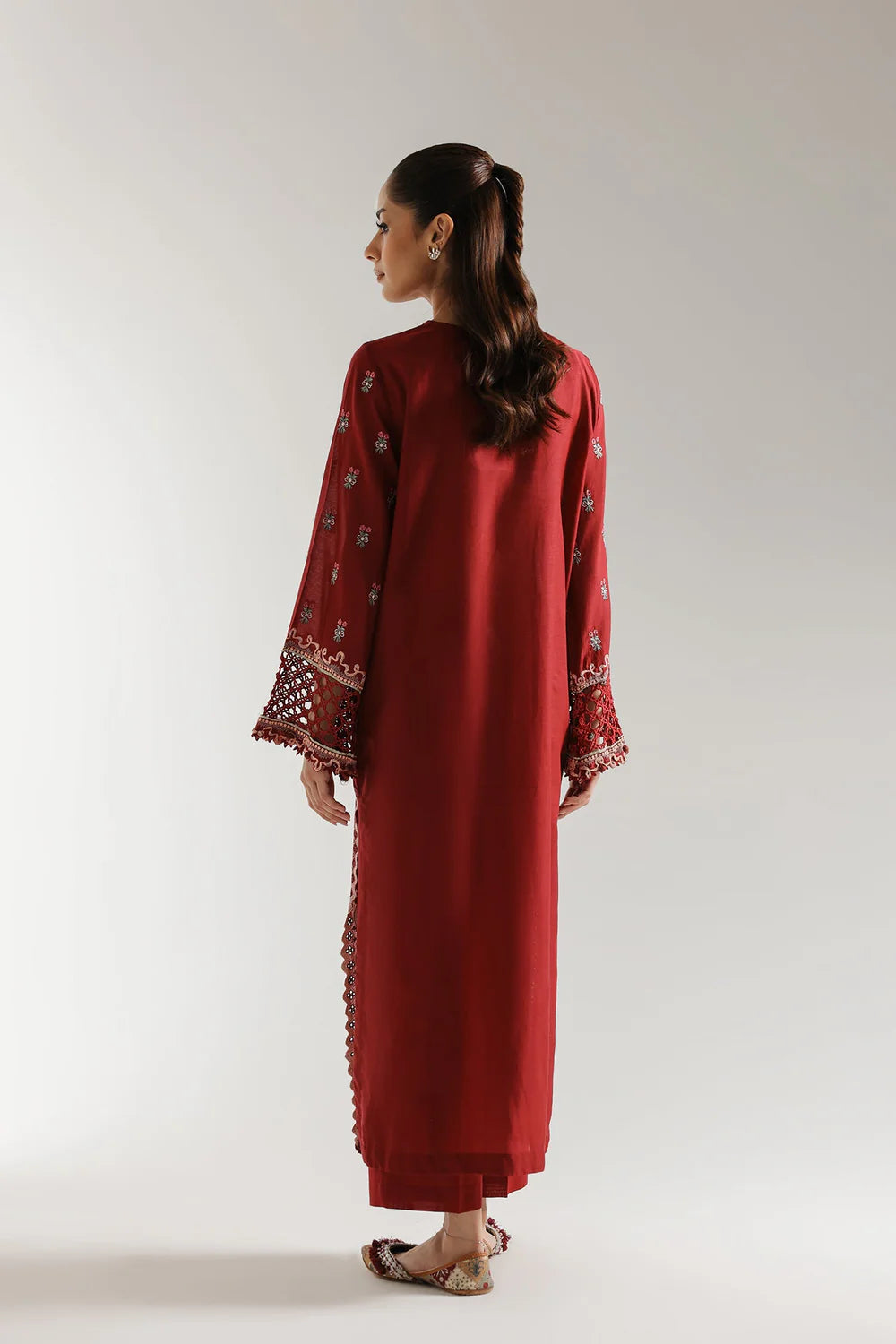EMBROIDERED SUIT