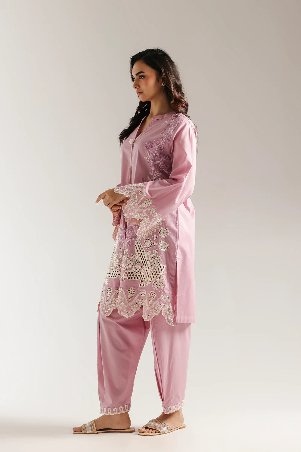 EMBROIDERED SUIT