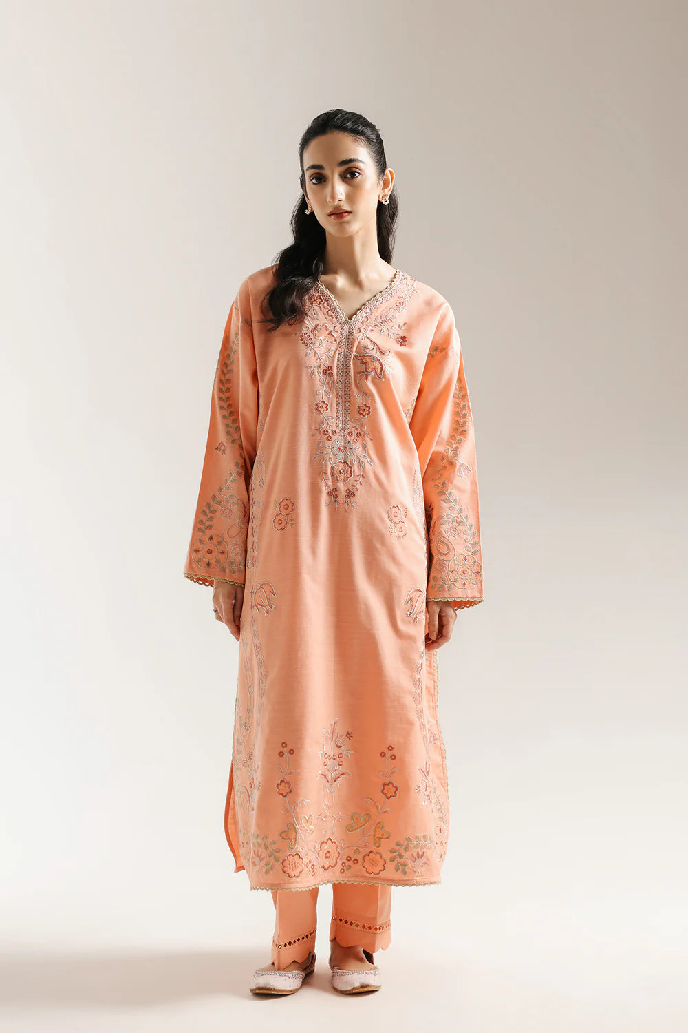 EMBROIDERED SUIT