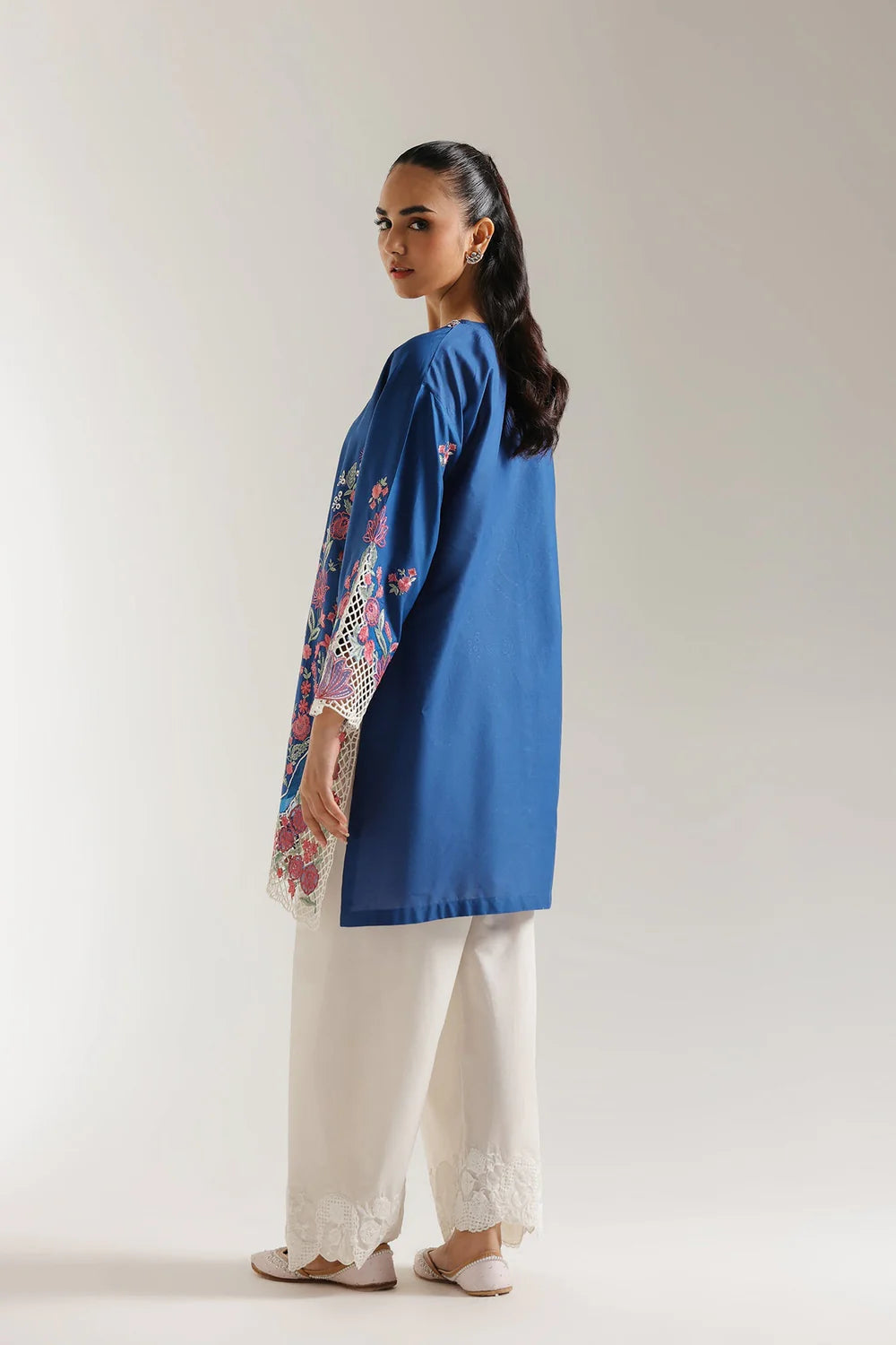 EMBROIDERED SUIT