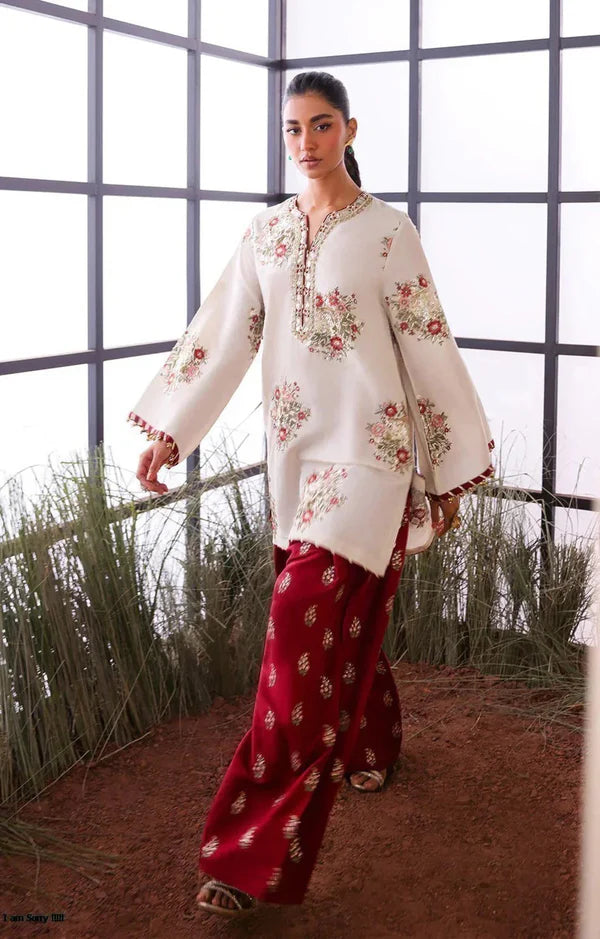 EMBROIDERED SUIT