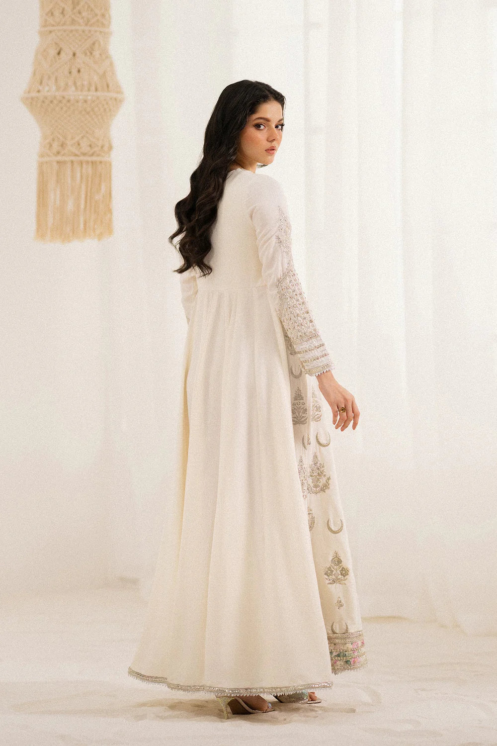 EMBROIDERED PISHWAS