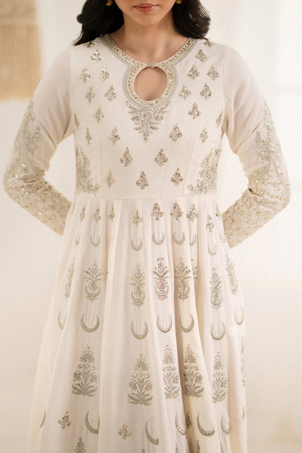 EMBROIDERED PISHWAS
